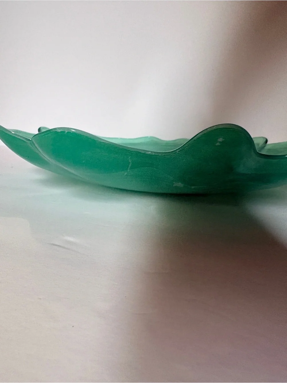 Pier 1 Seafoam Green Swirl Ruffled Art Glass Bowl